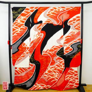 背の高い、ふくよかな方に